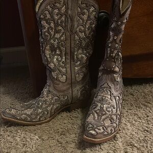 Stylish Embellished Women's Heeled Boots